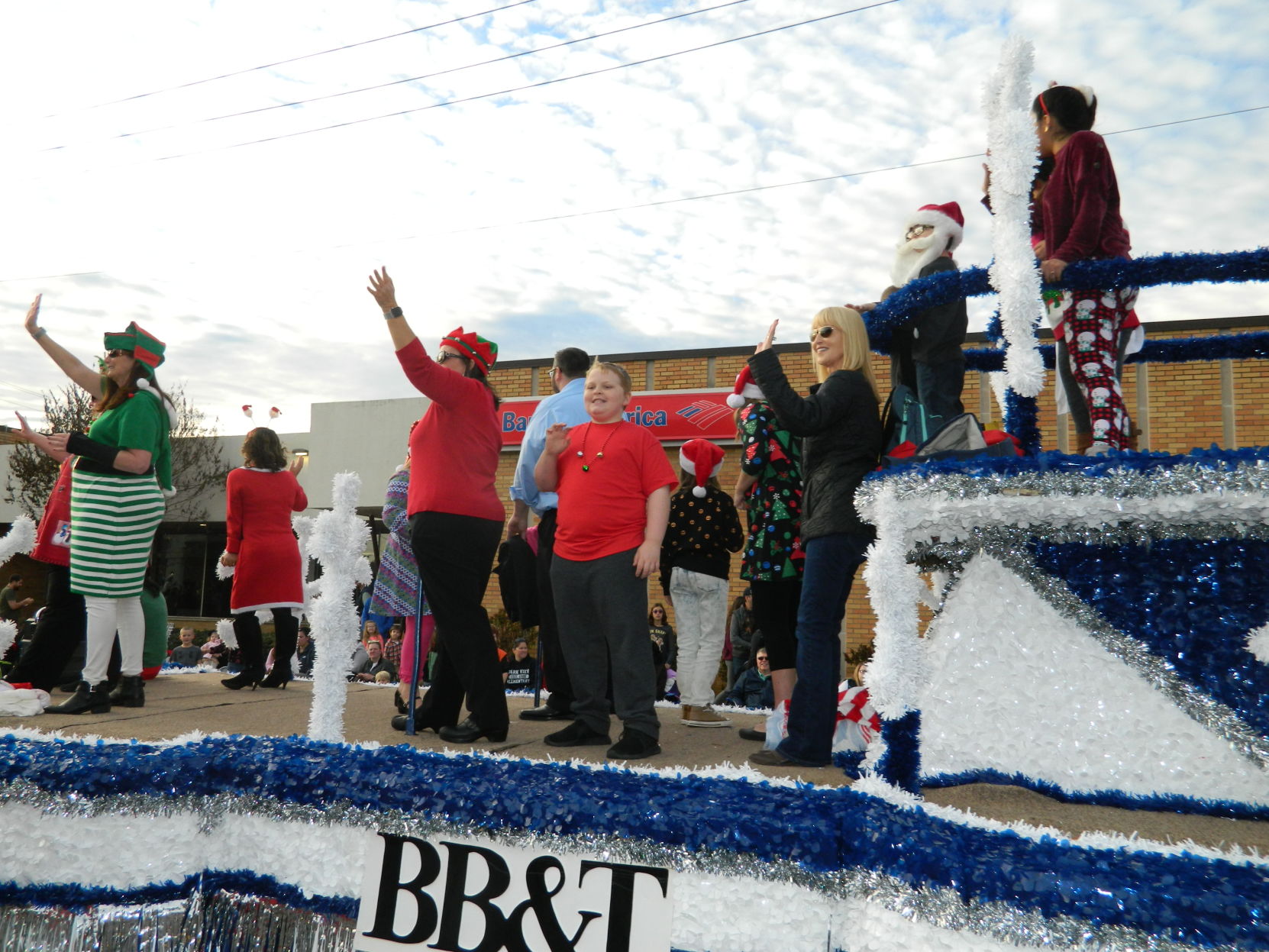 Mooresville Christmas Parade (384).JPG